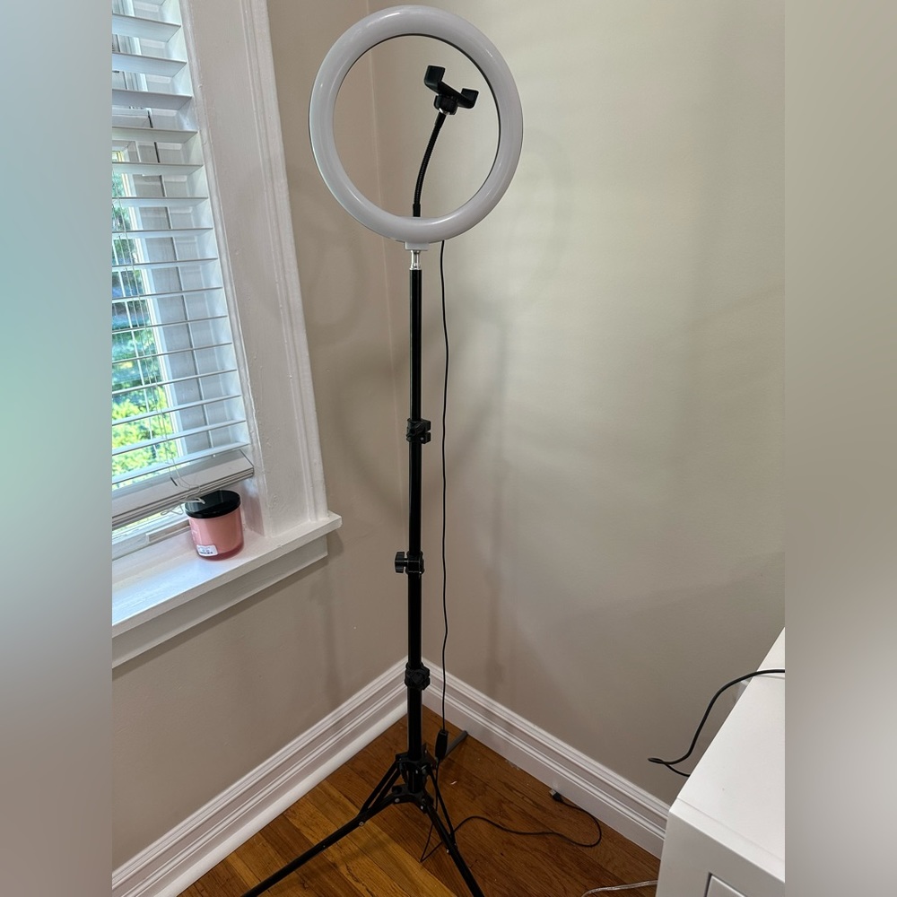 Ring light